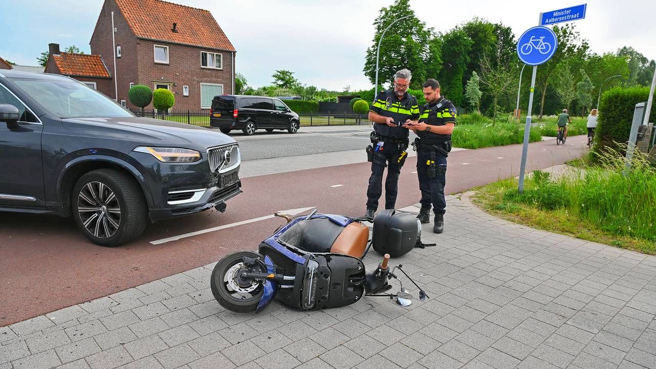 Ongeluk in Valkenswaard (foto: Rico Vogels / Persbureau Heitink).