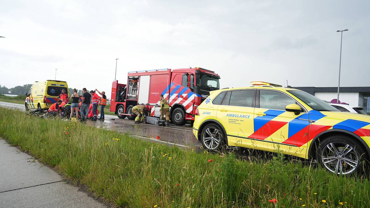 De fietser overleefde de klap niet (foto: Jeroen Stuve / Persbureau Heitink).