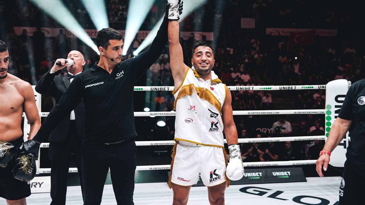 Tayfun Özcan na een overwinning (foto: Remy Sapuletej).