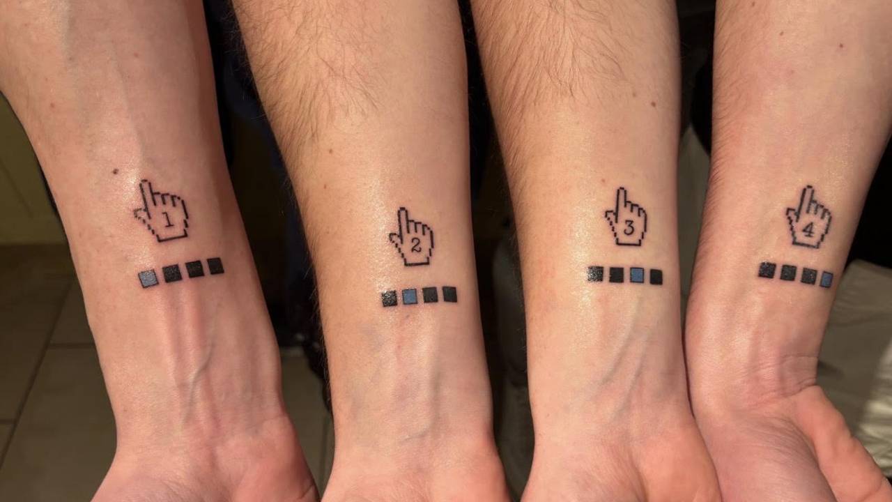De tattoos van Stijn en zijn vrienden (eigen foto)