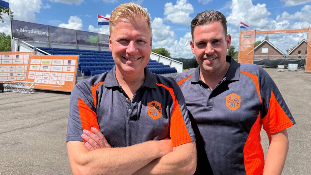 Ronnie Gommers en Angelo Heeren zijn al maanden in de weer met de voorbereidingen van het WK-dorp (foto: Erik Peeters).