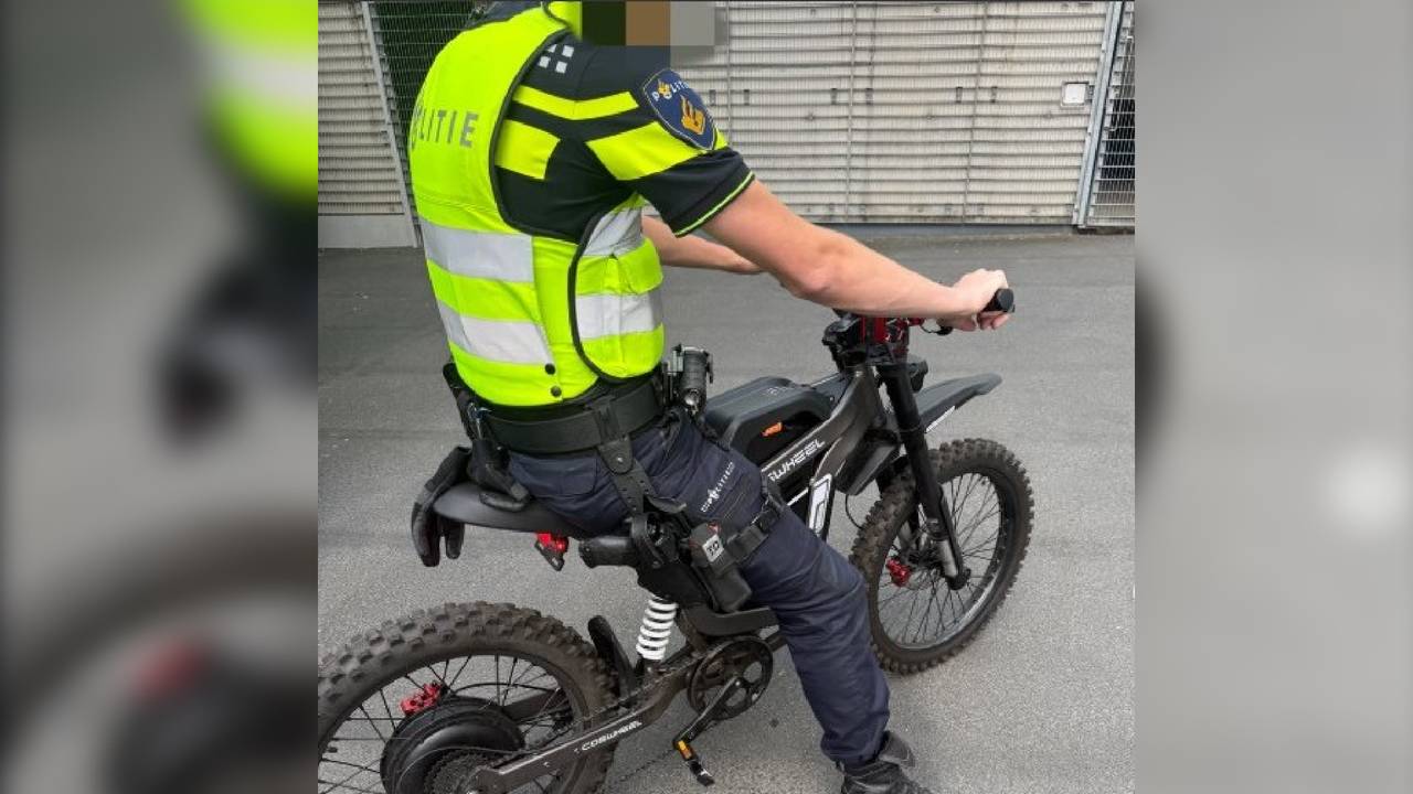 Bestuurder van fatbike rijdt 100 kilometer per uur (foto: Politie Boxtel, Vught, Gestel / Instagram).