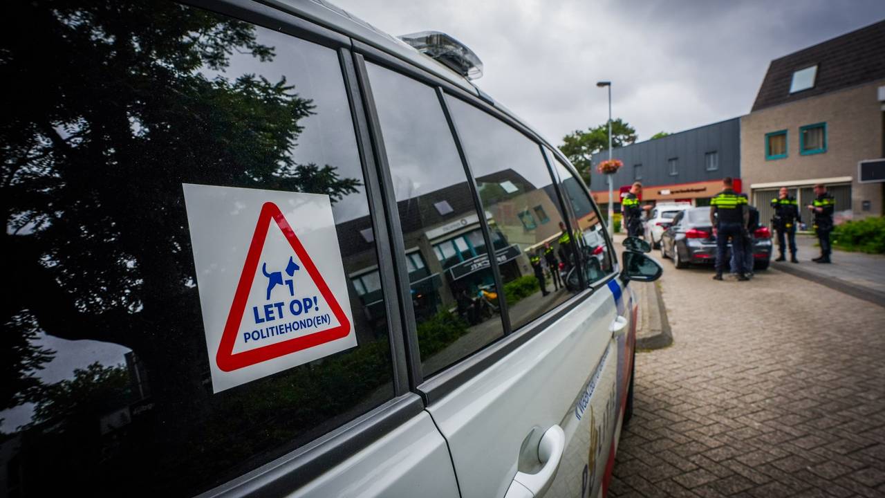 Politieheli boven Eindhoven tijdens jacht op gestolen BMW (foto: SQ Vision).