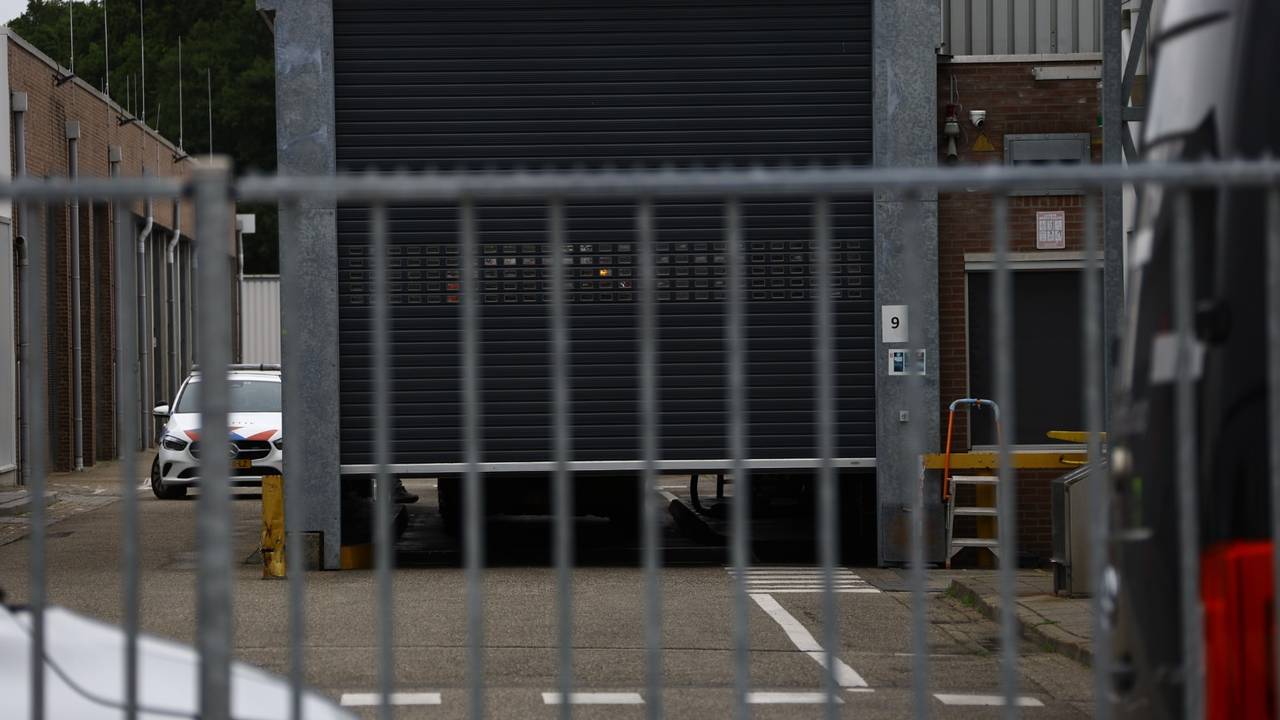 Gewonde bij ongeluk met gevaarlijke stof in Rijkevoort (foto: Persbureau Heitink).