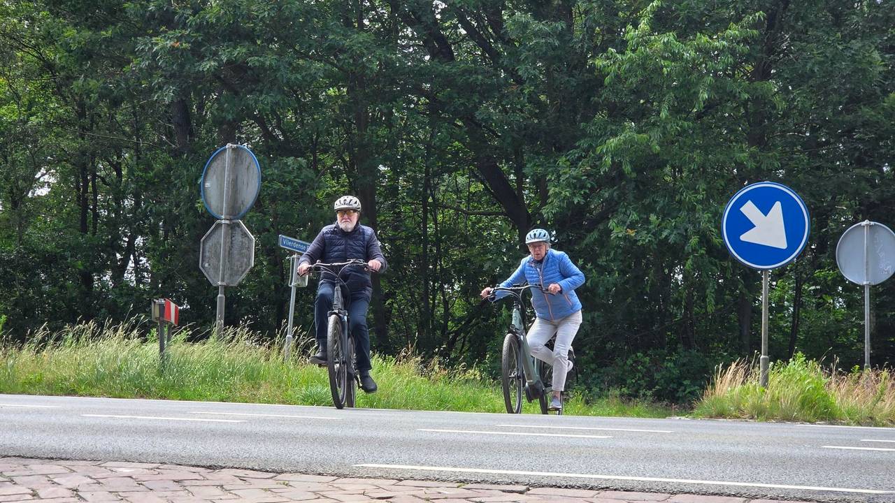 Fietsers over beruchte oversteekplaats: 'Het was wachten tot het misging'