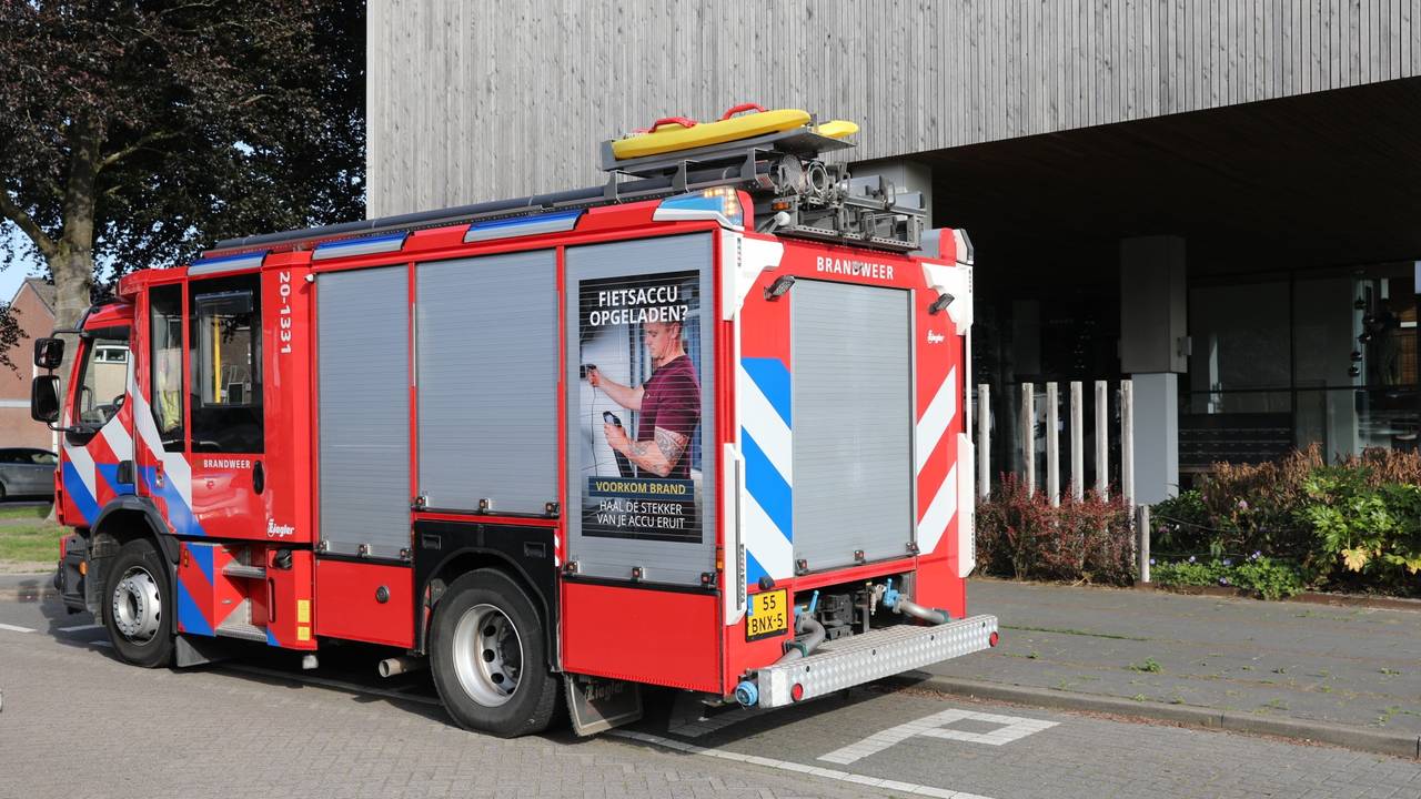 Liftopsluiting in Roosendaal (foto: Christian Traets/Persbureau Heitink). 
