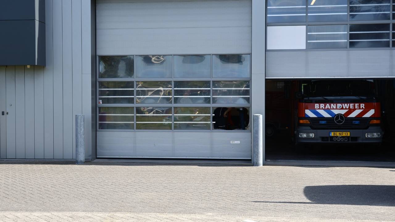 Opnieuw ingebroken bij de brandweerkazerne in Haps (foto: SK-Media/Persbureau Heitink).