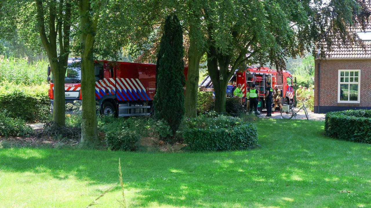Schuurbrand aan de Dorshout in Veghel (foto: Addy Smits/Persbureau Heitink).
