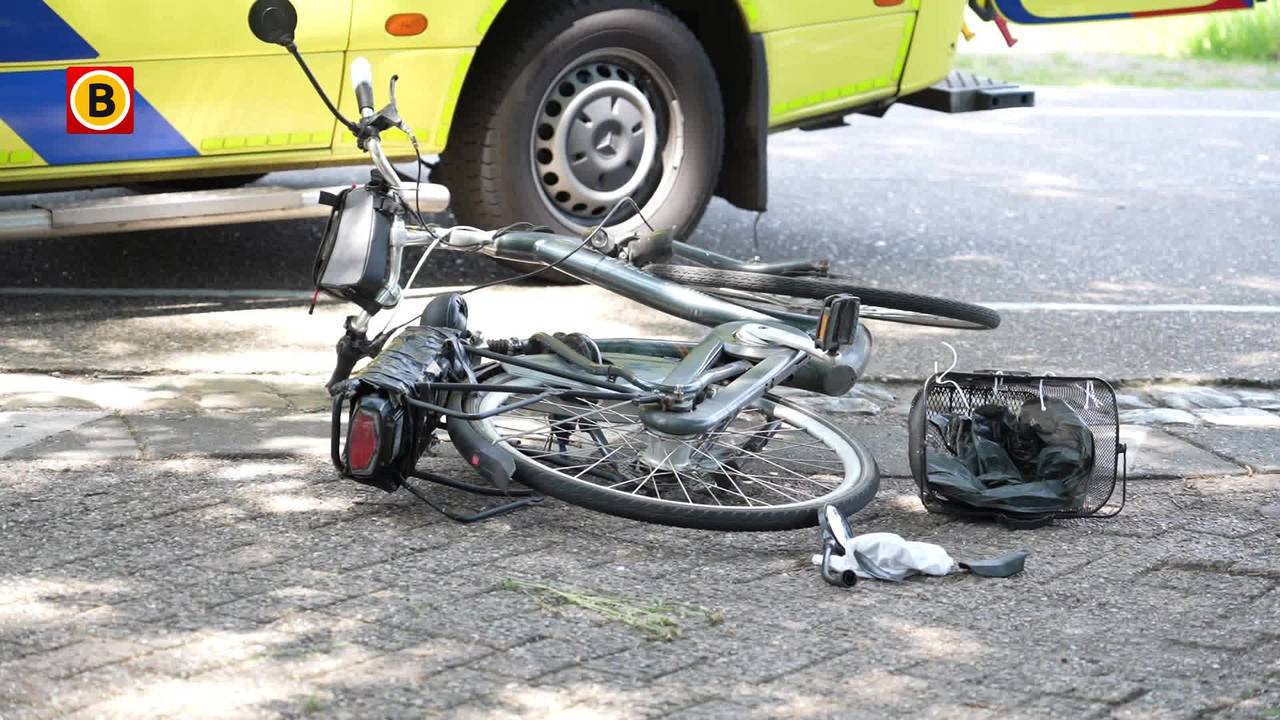 Fietser geschept door auto in Gilze, gewond naar ziekenhuis