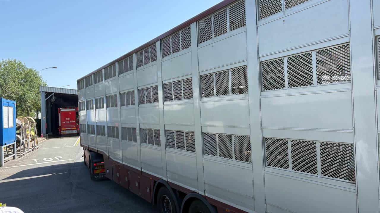 De medewerkers van Vion stoppen eerder met werken (foto: Omroep Brabant).