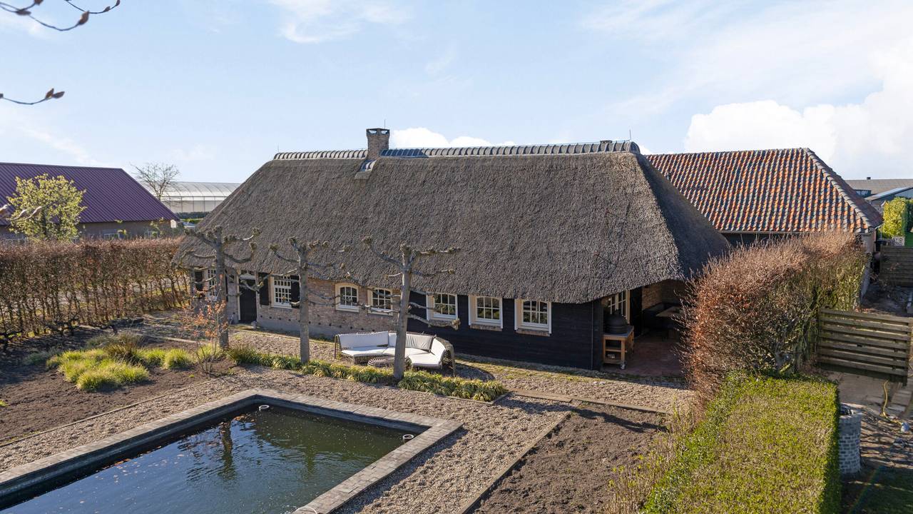 De woonboerderij in Haaren (foto: Essentieel Wonen Makelaars).