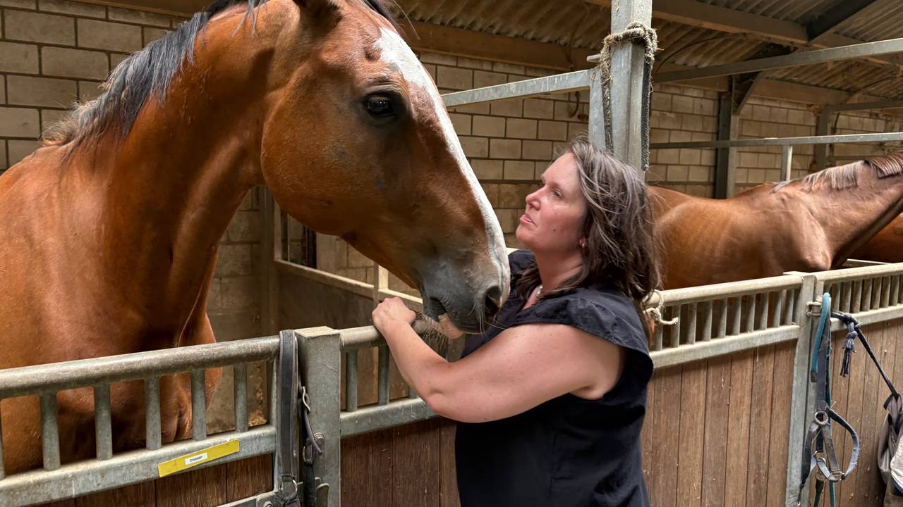 Daniëlle Aarts van Paardenrusthuis Klavertje 4 met ‘Champ’ (foto: Ruud Ritzen).