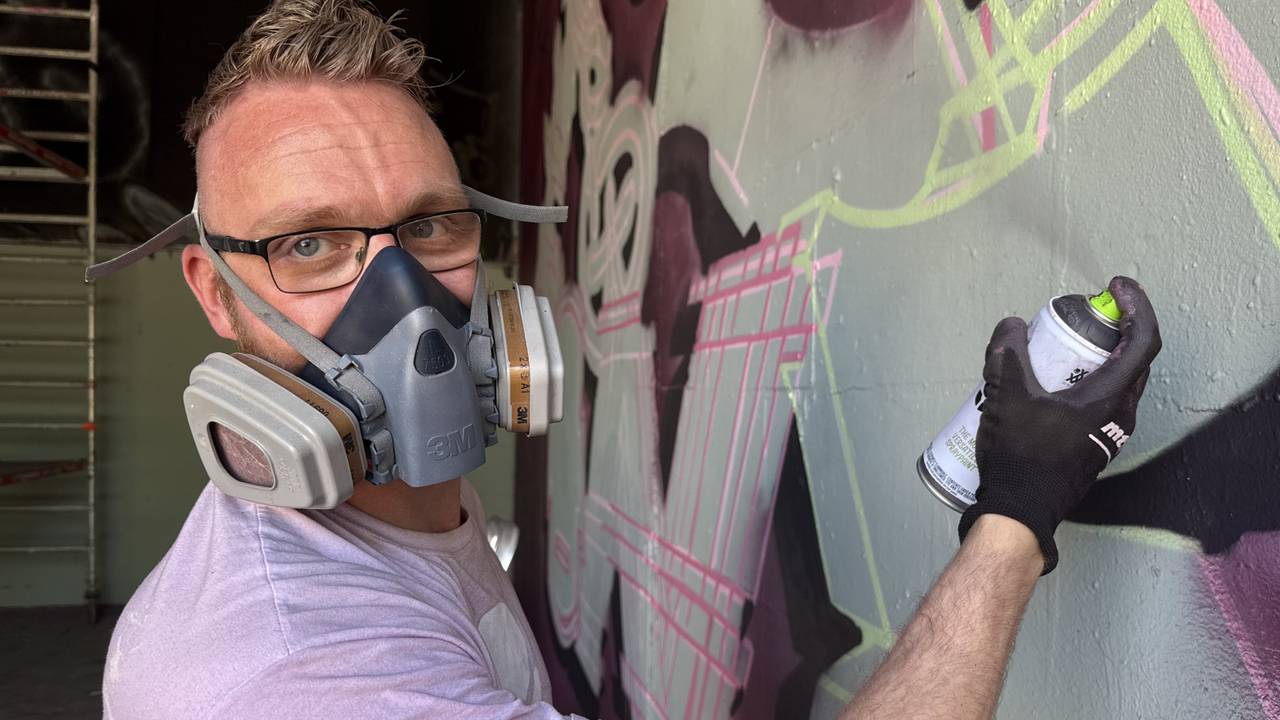 Graffitikunstenaar Nick Sanders (foto: Erik Peeters)