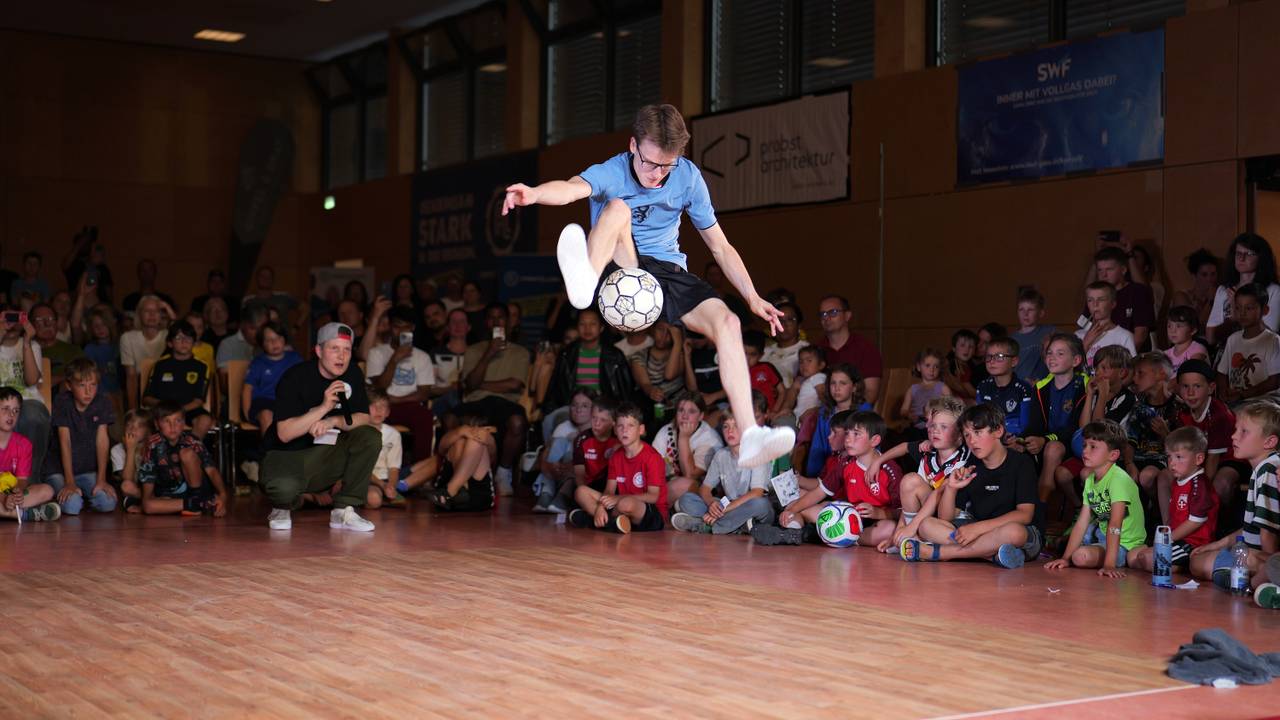 Baltovenaar Jonathan is wereldtopper geworden: 'Trucs waren nieuw voor me' 
