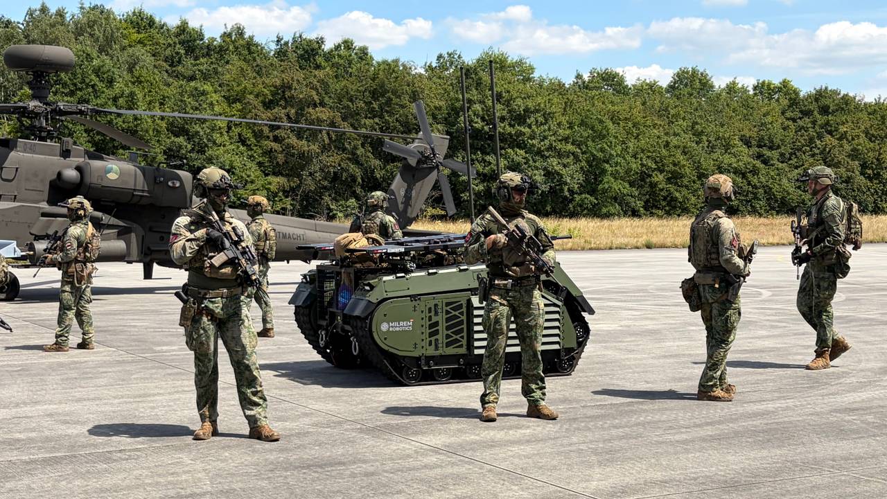 De robotwagen aan het werk (Foto: Willem-Jan Joachems)