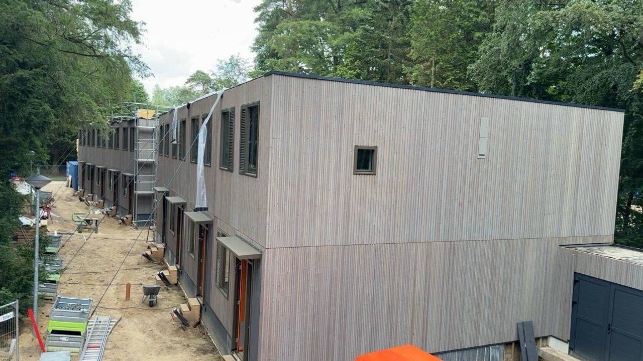 Eengezinswoningen op het azc in Oisterwijk (foto: Pieter Soethout)