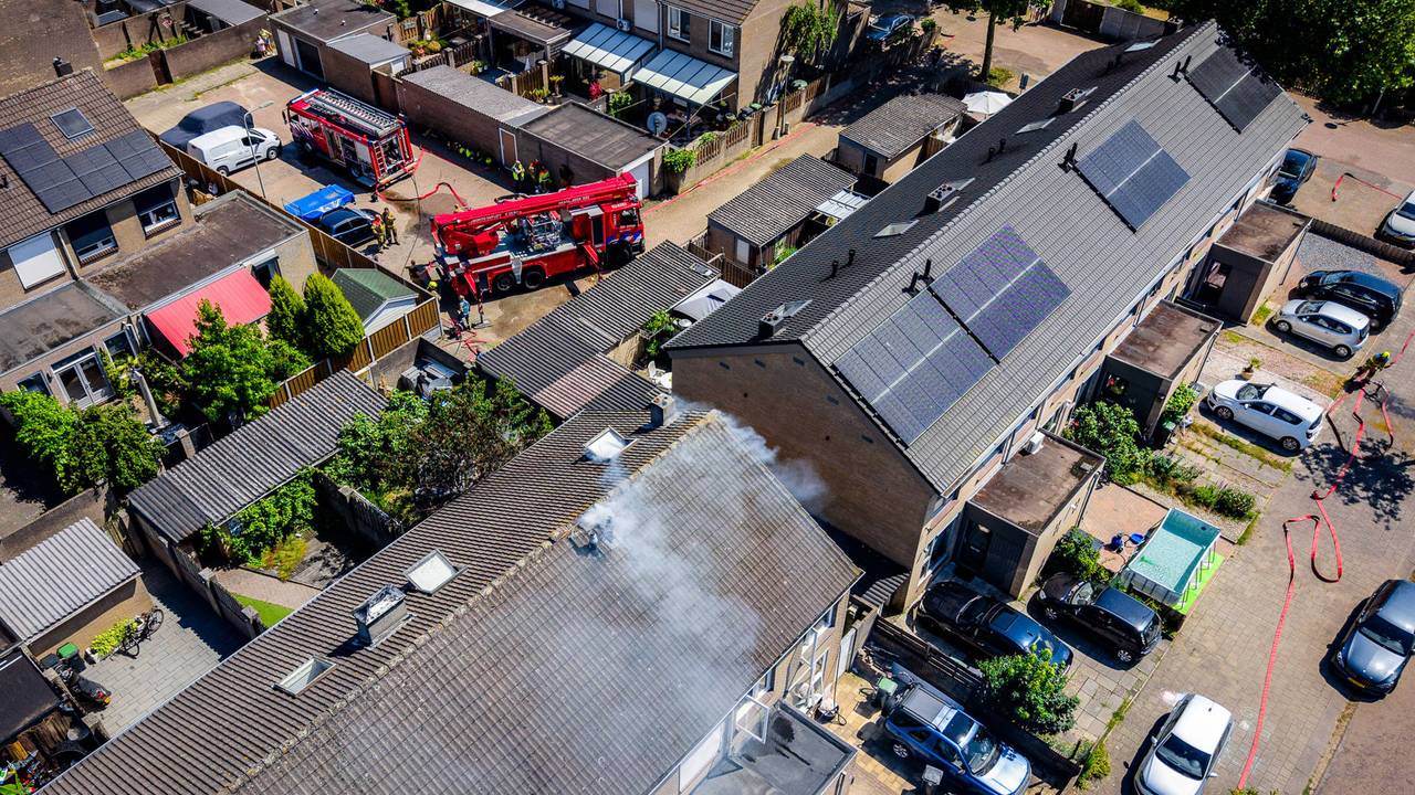 Brand in huis in Oss (foto: Lucas Lammers/Persbureau Heitink).