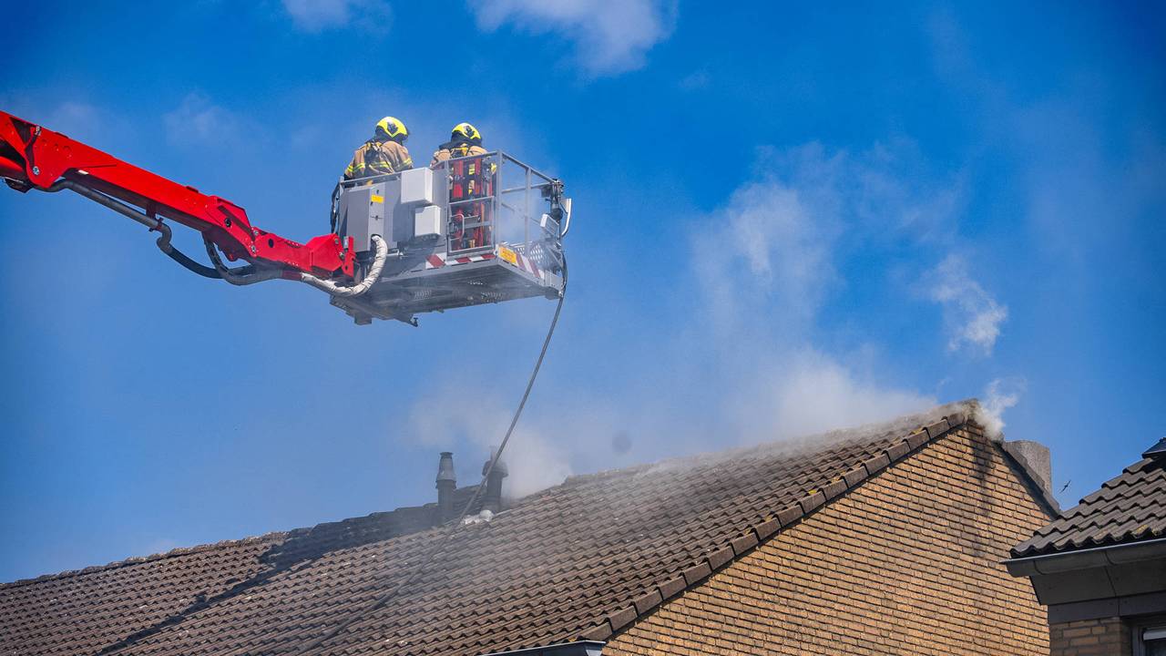 Brand in huis in Oss (foto: Lucas Lammers/Persbureau Heitink).