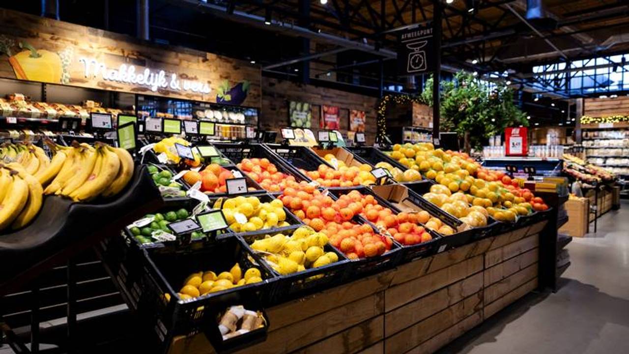 Versafdeling van een supermarkt (foto: ANP/Sem van der Wal)