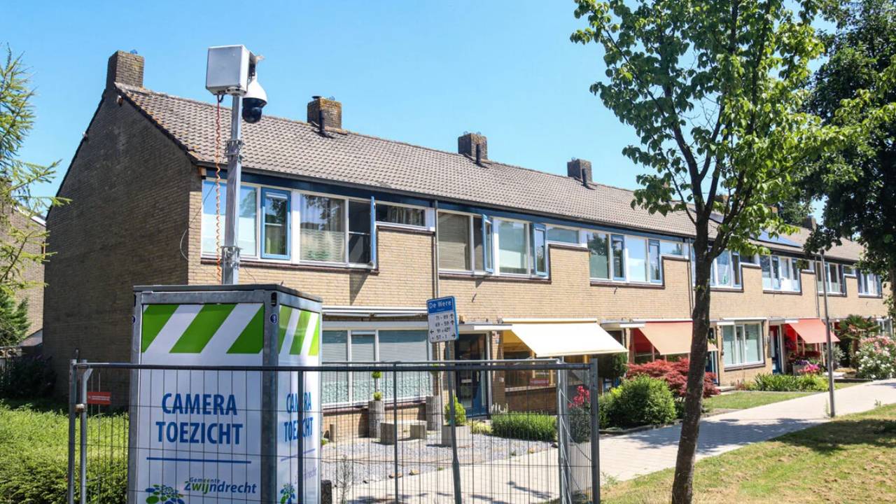 Het gezin uit Bergen op Zoom zorgt voor overlast in de buurt (foto: RTV Dordrecht).