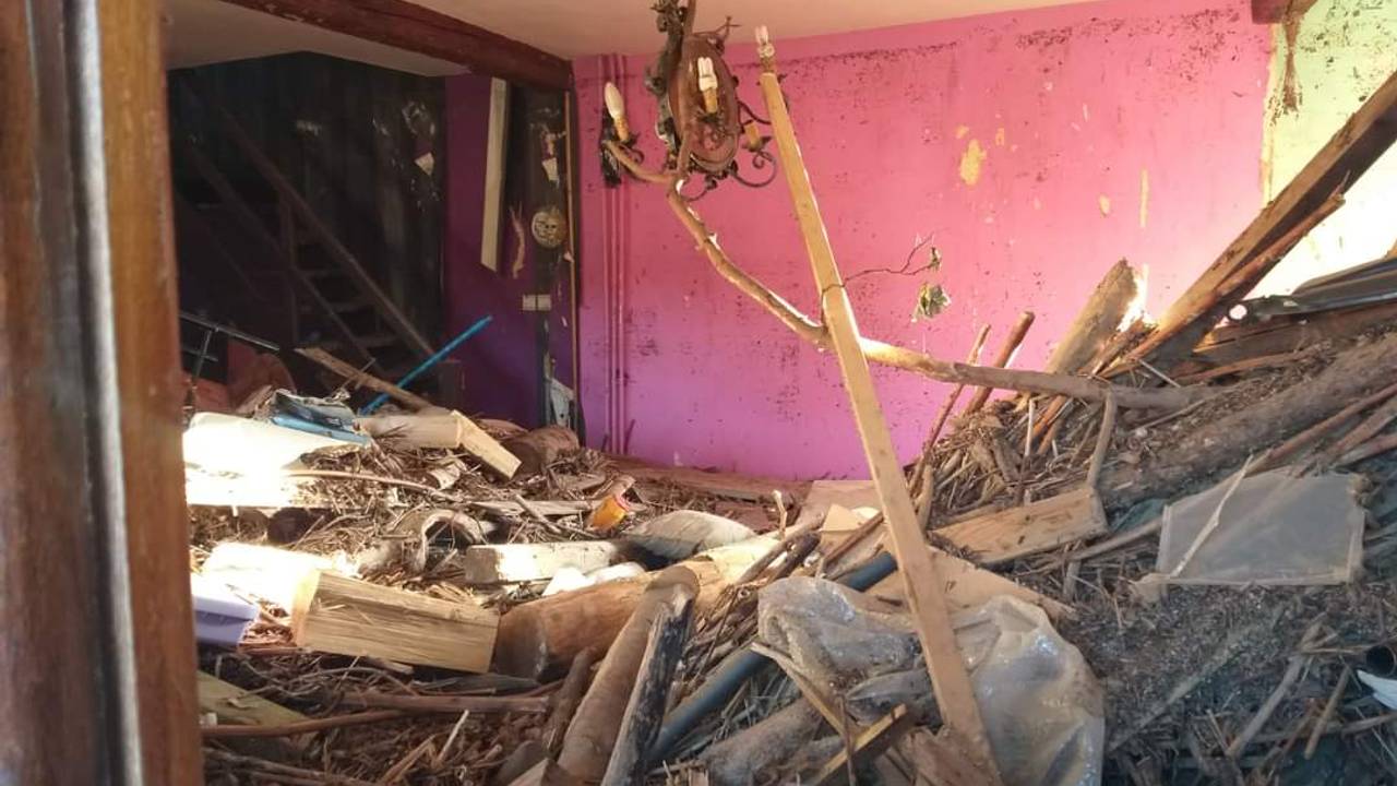De binnenkant van een huis in Wallonië in 2021 (foto: Bert de Jonge)