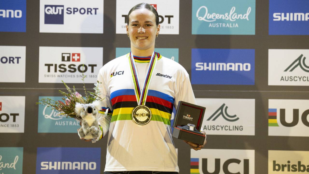 Renske van Santvoort wereldkampioene BMX onder 23 (© Nigel Owen/Action Plus Sports via ZUMA Press Wire/ANP Foto)