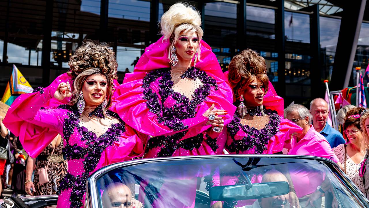 Van dichtbij: de kleurrijke dragqueens van de Pride (Foto: EYE4IMAGES - Caroline van Leusden).