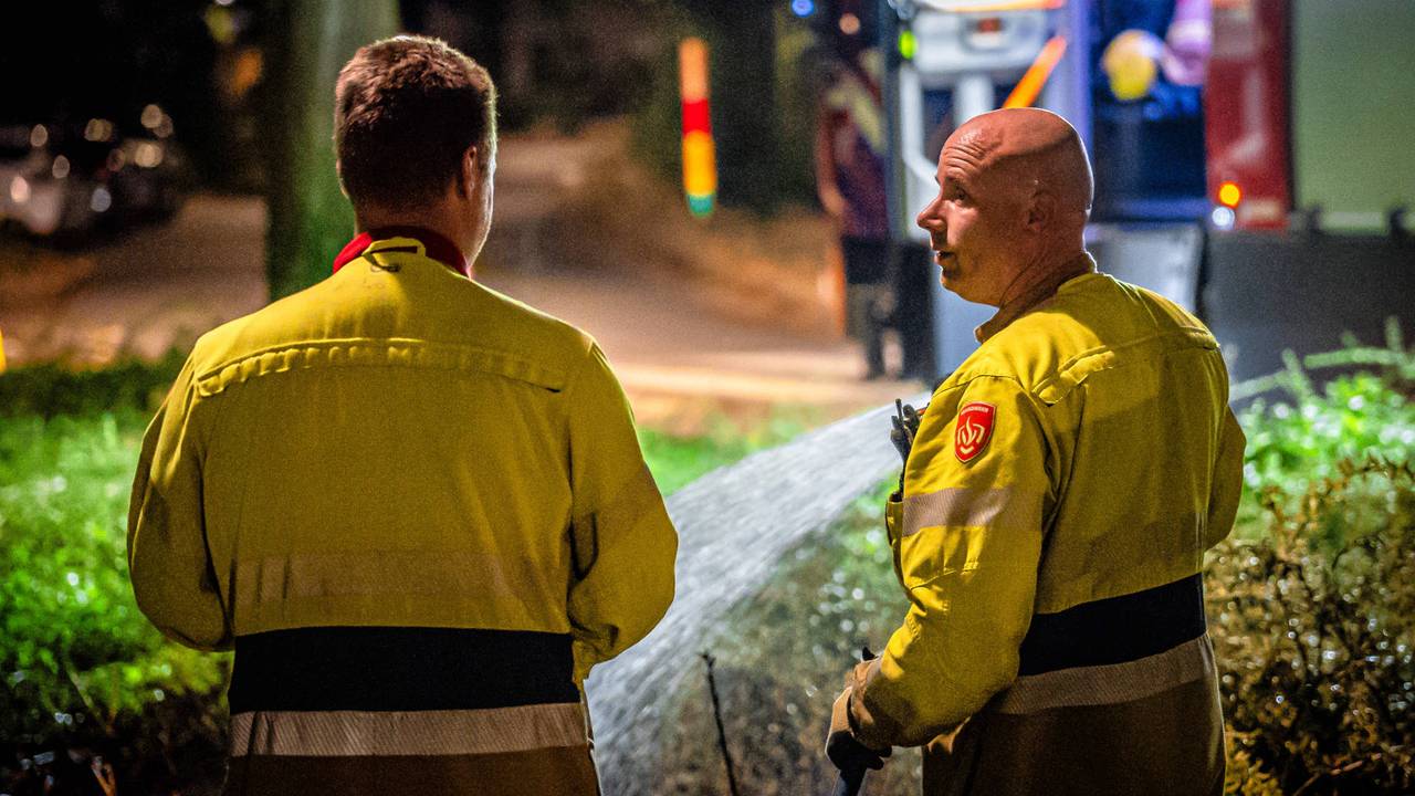 Bosjes in brand gevlogen in Heesch (foto: Lucas Lammers / Persbureau Heitink). 