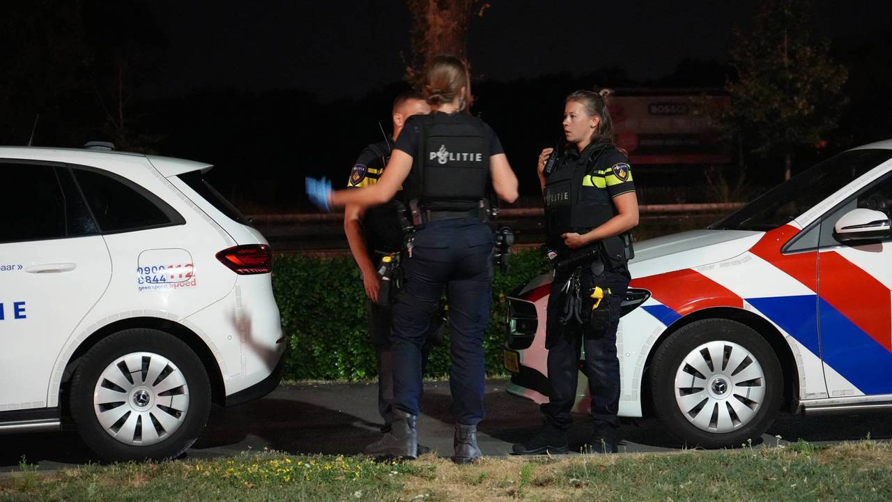 De politie deed onderzoek op camping 't Haasje in Dorst (foto: Jeroen Stuve/Persbureau Heitink).