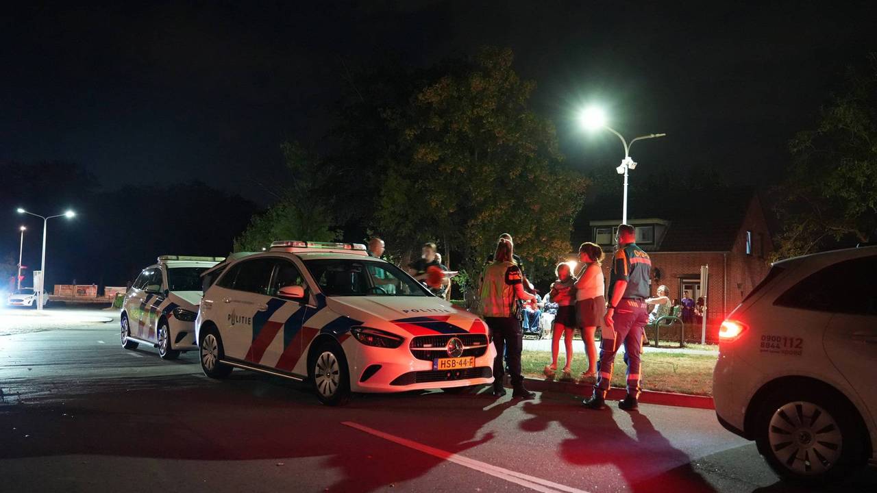 De gebeurtenis op camping 't Haasje in Dorst trok veel bekijks (foto: Jeroen Stuve/Persbureau Heitink).