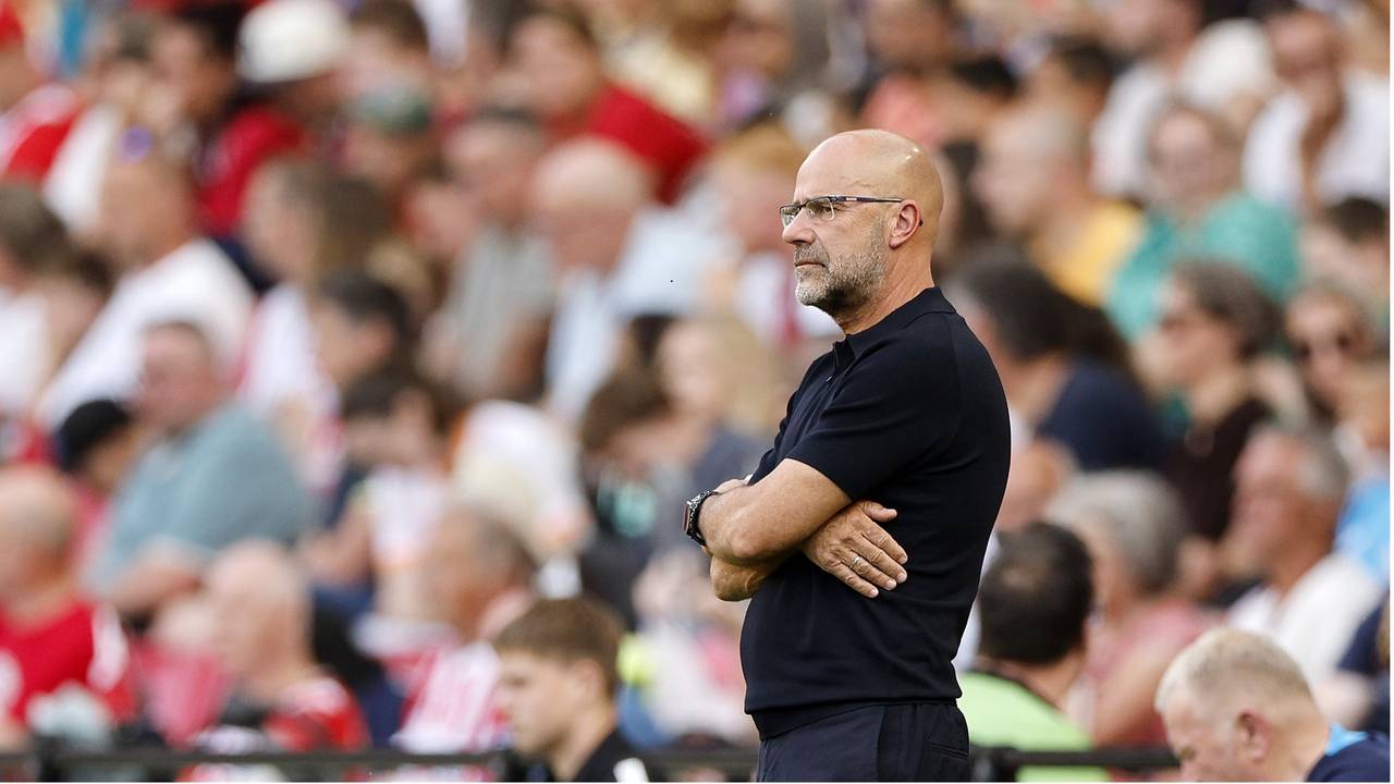 Bosz wil snelle revanche na AZ-debacle: 'We moeten winnen'