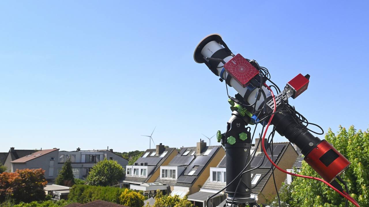 Telescoop om alles goed vast te leggen (Foto: Erald van der Aa)