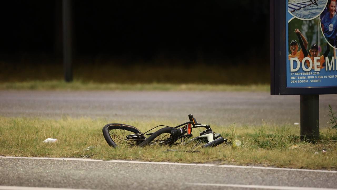 Bij het ongeluk raakten twee mannen zwaargewond (foto: Bart Meesters/Persbureau Heitink).
