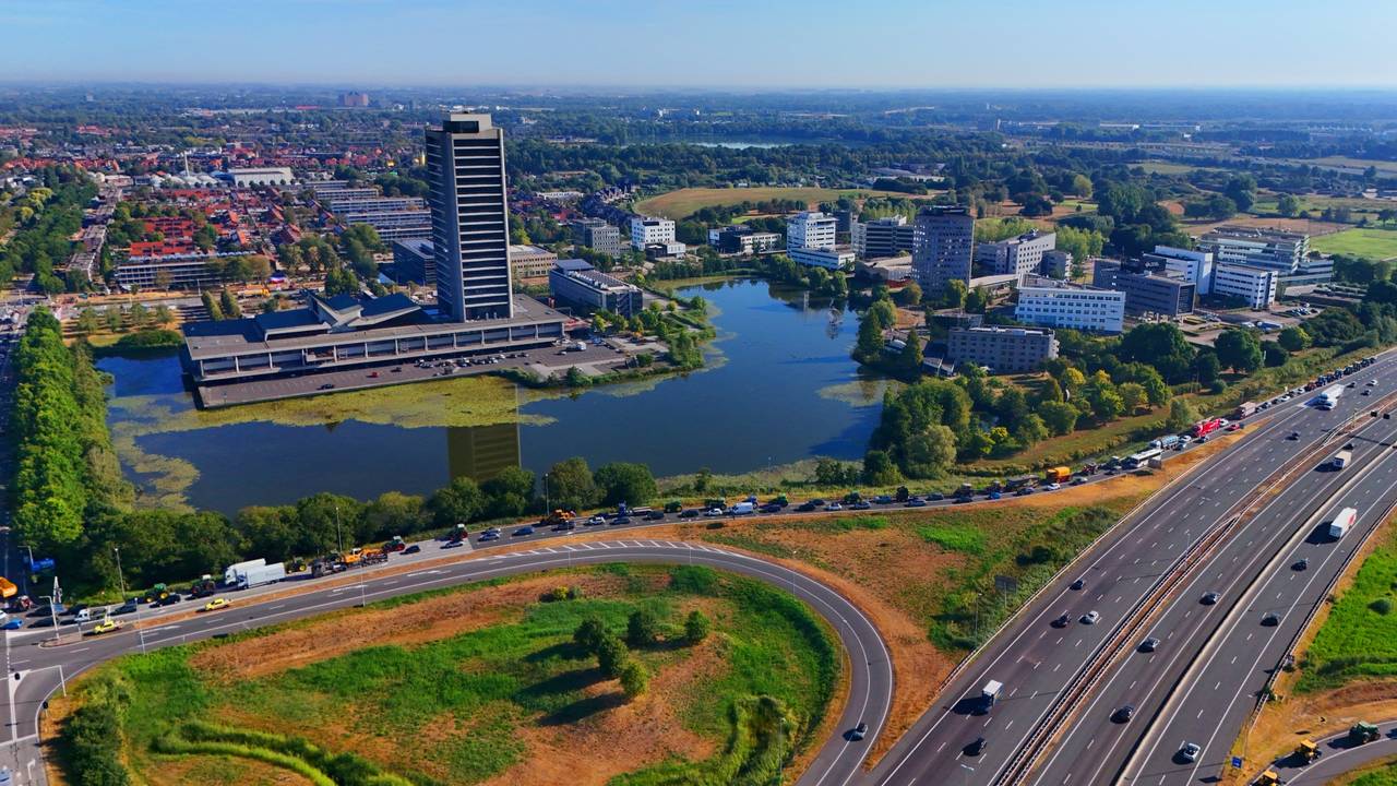 Boer Sjaak reed met tractor over snelweg: 'We werden door politie begeleid'