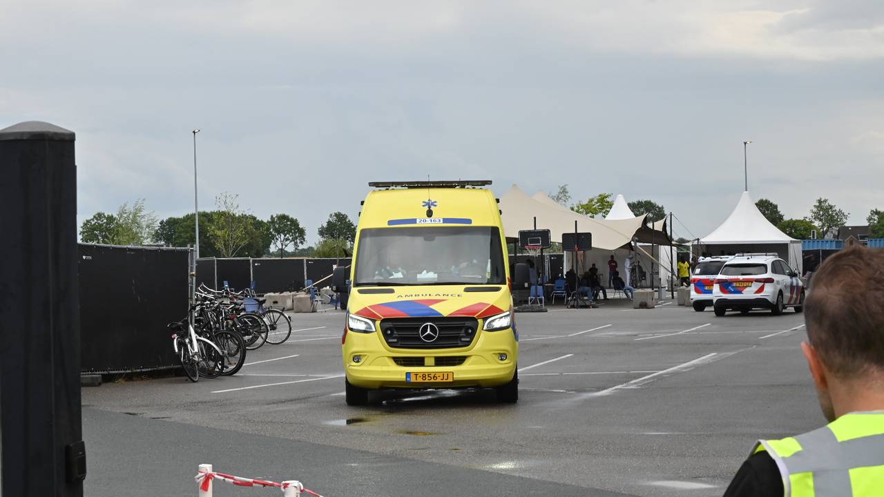 Man aangehouden na steekpartij op Breepark in Breda (foto: Perry Roovers / Persbureau Heitink).