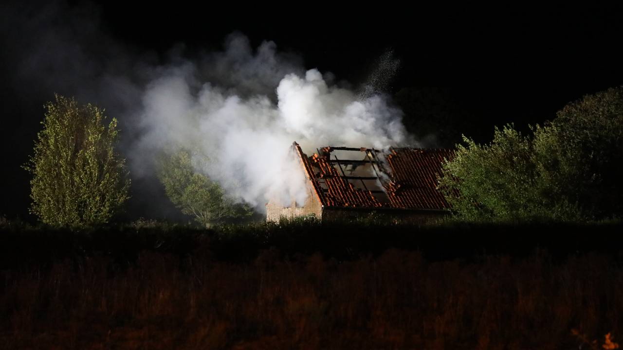 Brand in leegstaand pand in Roosendaal