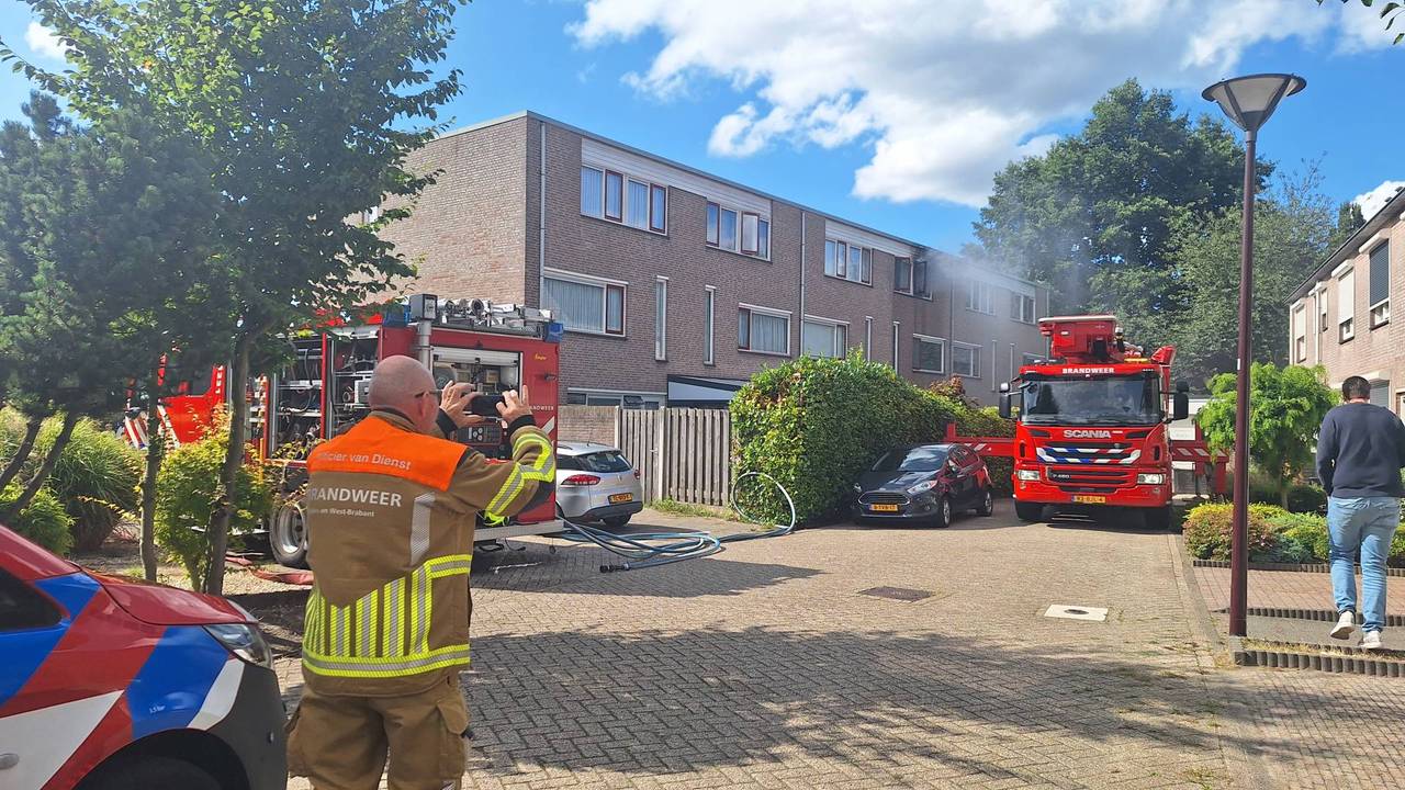Brand in huis in Oudenbosch, vuur snel onder controle