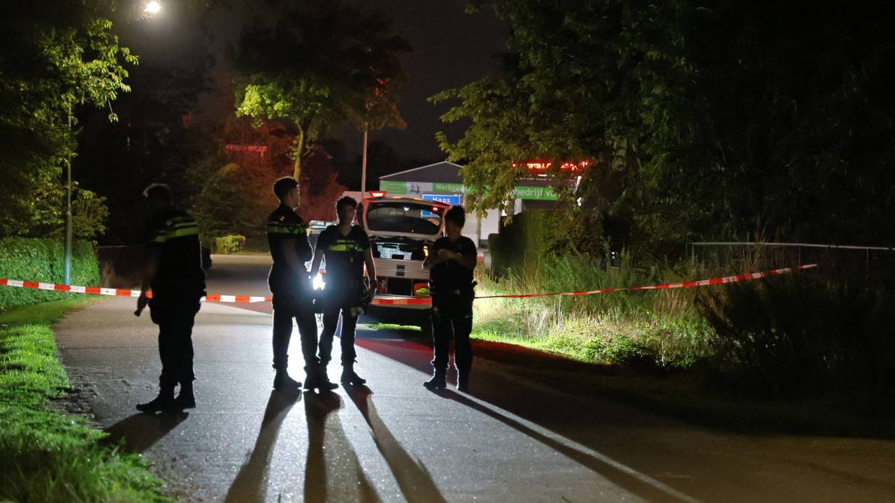 De politie heeft het gebied afgezet (foto: Foto: SK-Media / Persbureau Heitink).