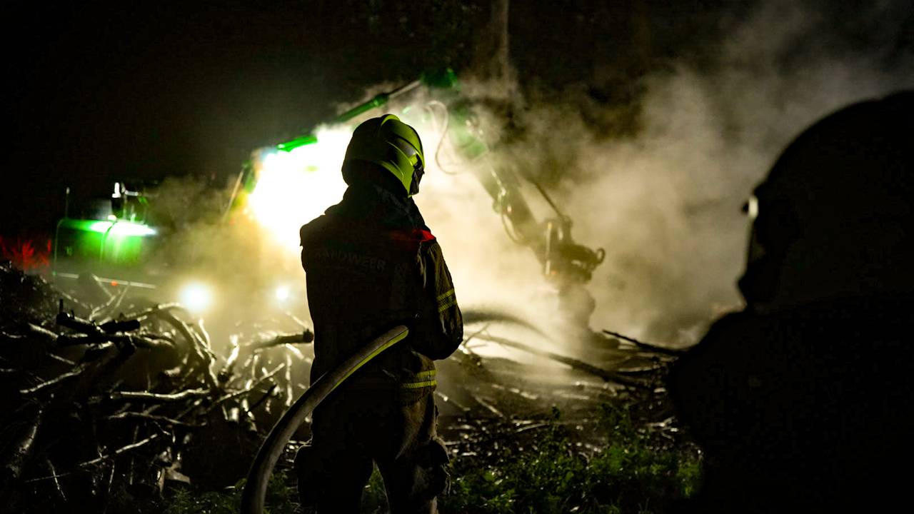Grote buitenbrand in buitengebied Sprang-Capelle (foto: Erik Haverhals / Persbureau Heitink). 