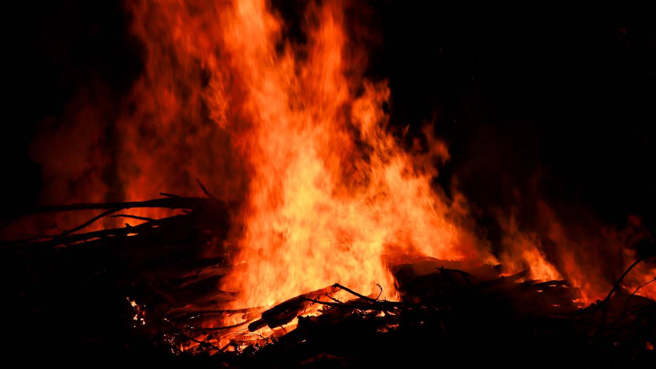 Grote buitenbrand in buitengebied Sprang-Capelle (foto: Erik Haverhals / Persbureau Heitink). 
