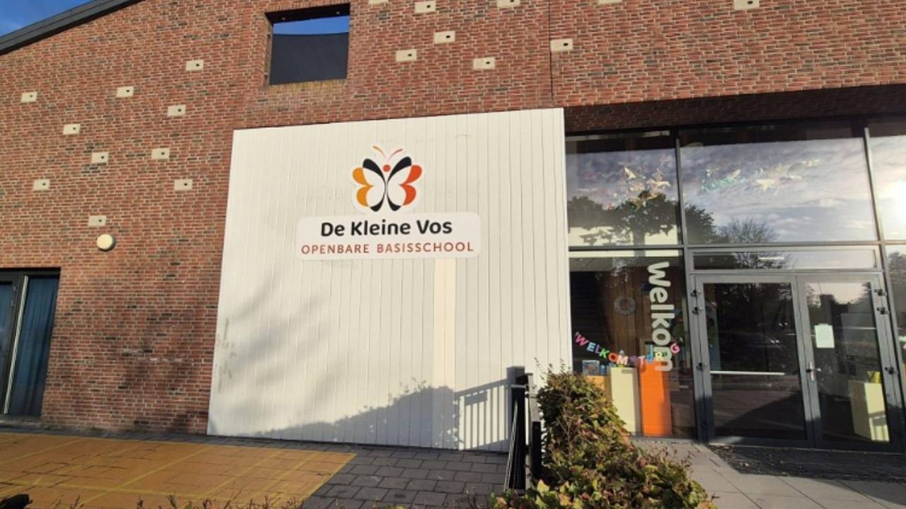 Ingebroken bij basisschool De Kleine Vos (foto: Geldrop-Mierlo24).