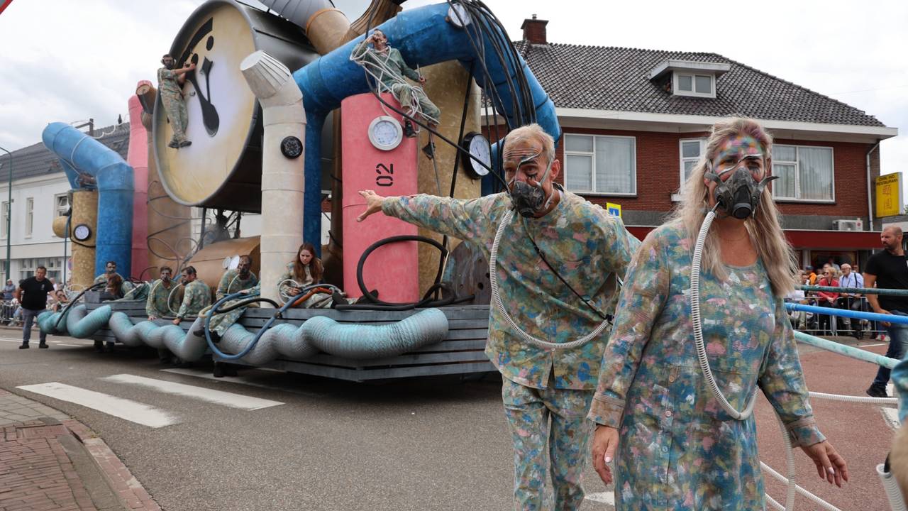 Vriendenkring Kapelstraat met De laatste dag (foto: Lobke Kapteijns).
