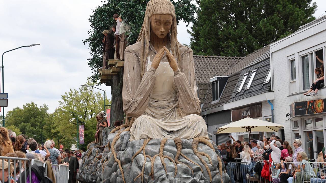 Vriendenkring Haisjô met Ons Moeder (foto: Lobke Kapteijns).