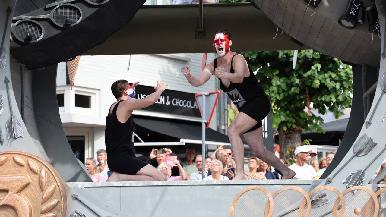 De Lambrekvrienden met de Olympische Zomerspelen van 1920 (foto: Lobke Kapteijns).