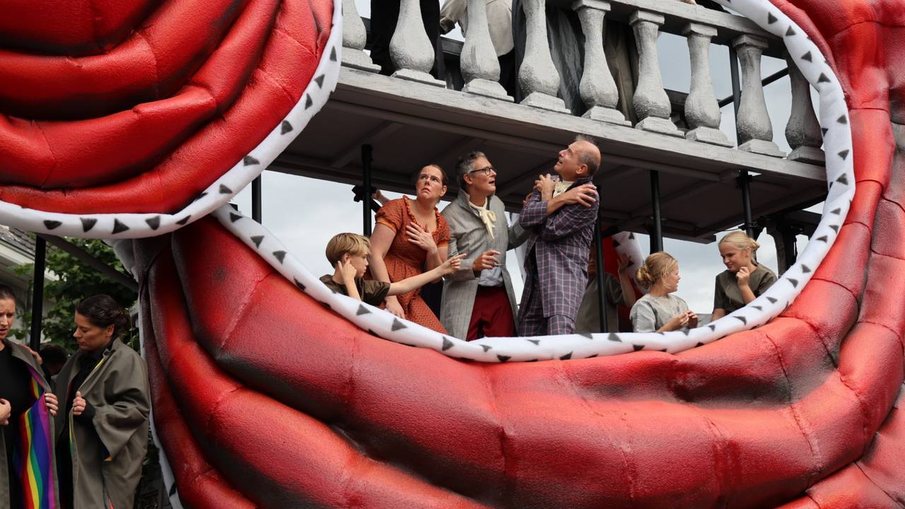 Vriendenkring De Laarstukken met de Dekmantel van Willem II (foto: Lobke Kapteijns).