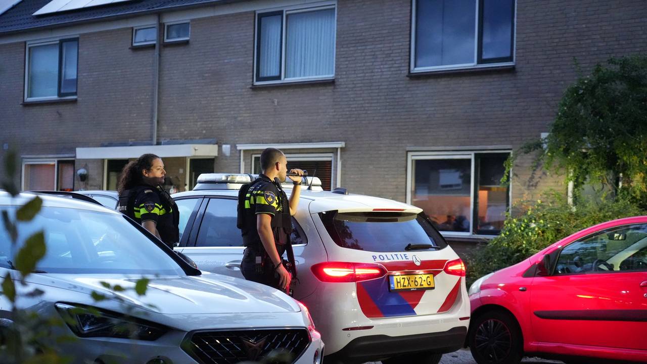 Melding over gewapende man op straat: politie en Marechaussee komt in actie