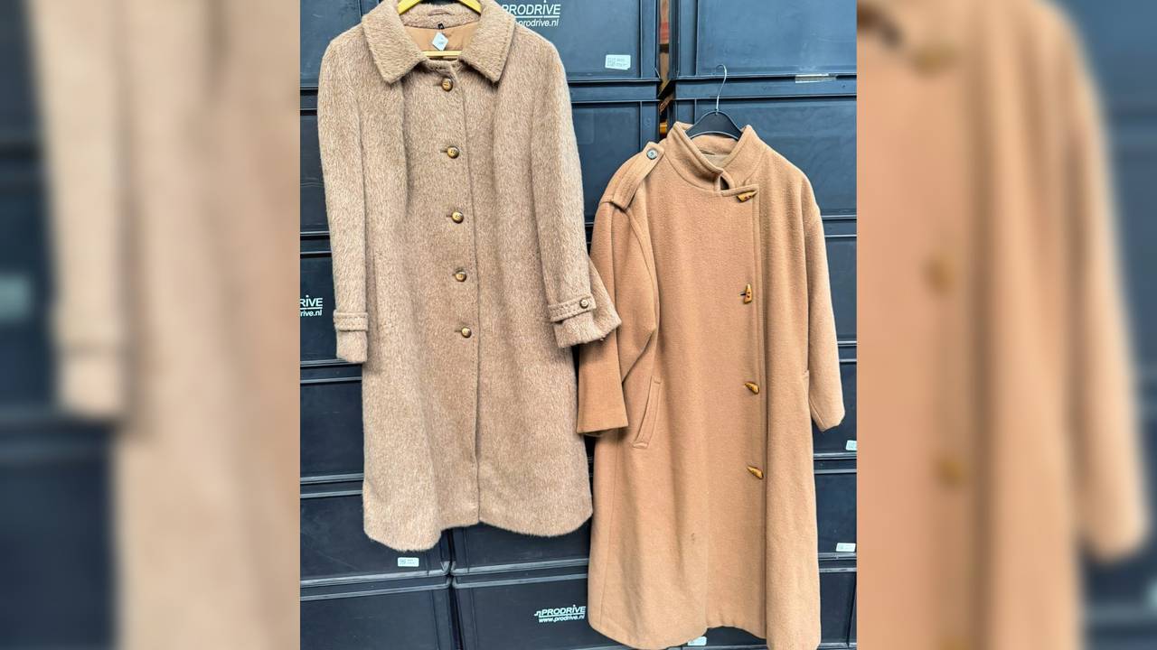 Vintage jassen uit de jaren 70 en 80 opgedoken in Valkenswaard