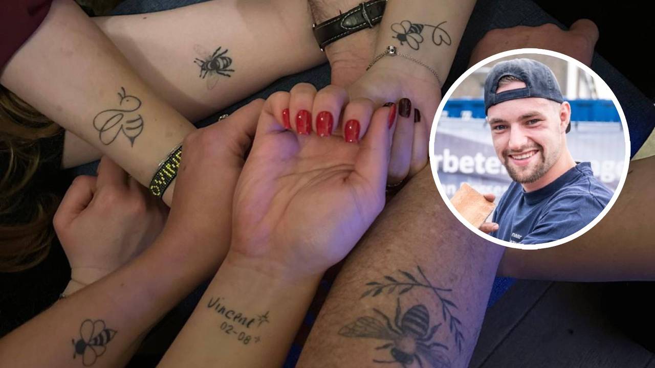 De nabestaanden van Vincent namen op hun eigen manier een tattoo van een bij. Inzet: Vincent (Privéfoto's).