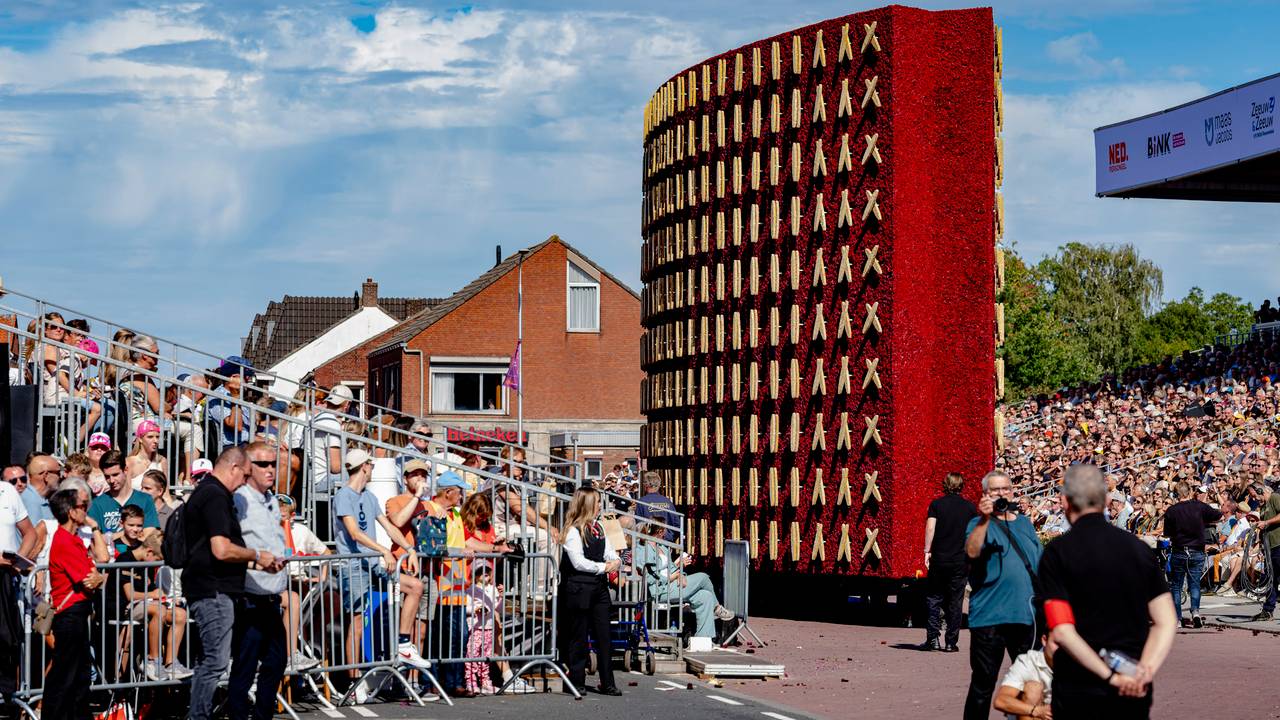 Buurtschap Rijsbergen met Choregraphie Geometrique. (foto: MARCEL VAN DORST / EYE4IMAGES).