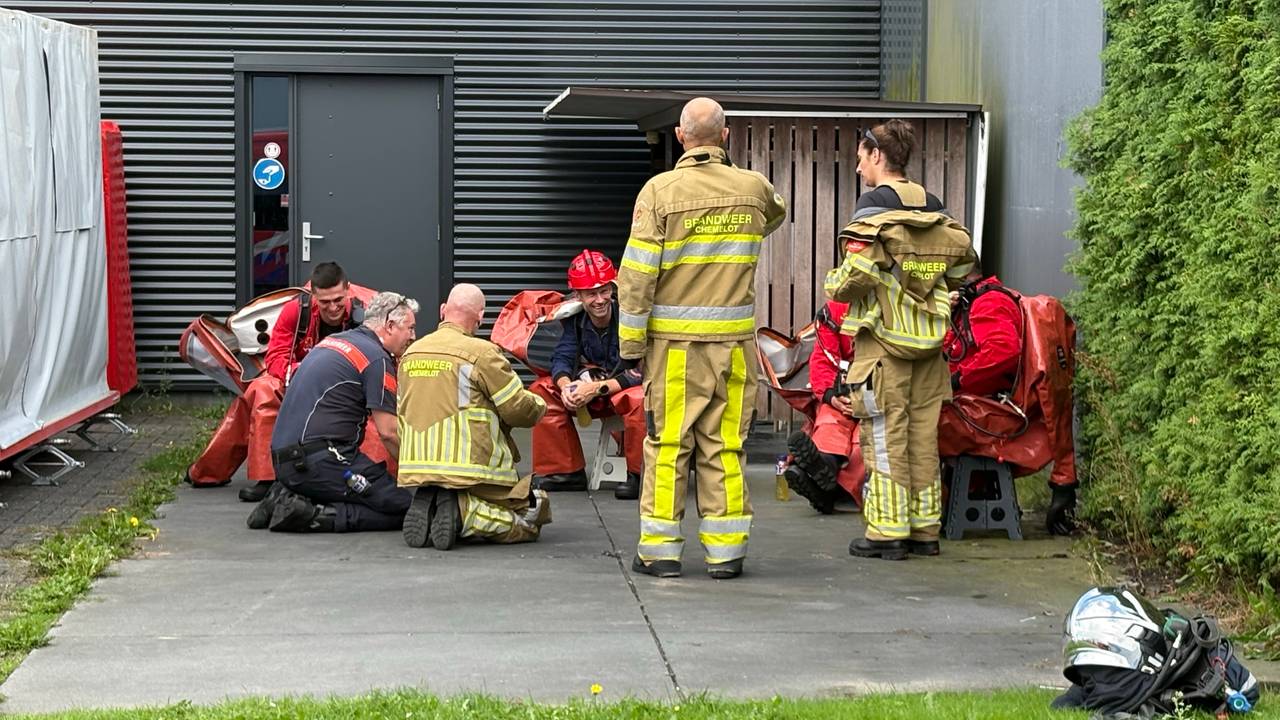 Gevaarlijke stoffen vrijgekomen bij bedrijf in Asten, omgeving afgezet